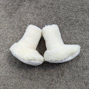 Cozy Fleece Baby Booties - Creamy White - Non-Slip Soles